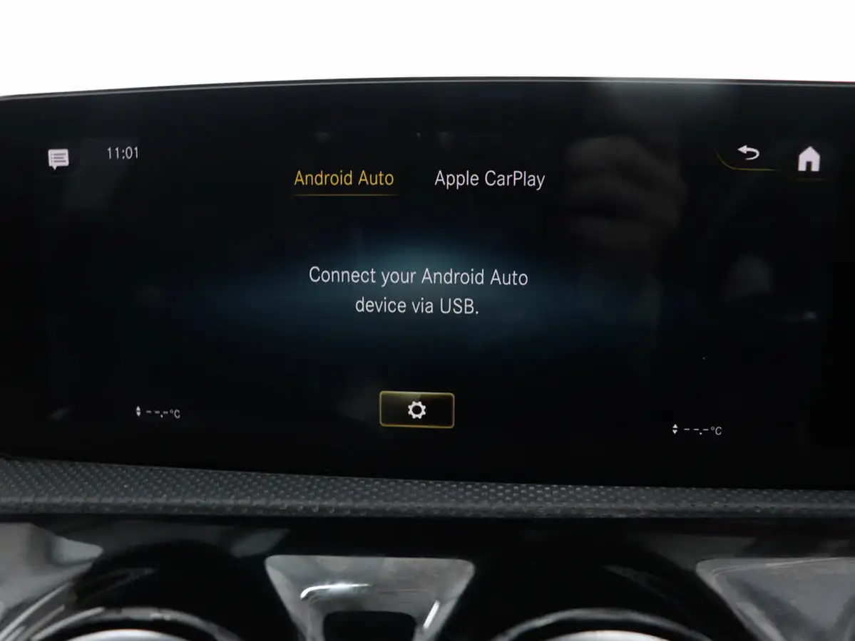 2022-mercedes-benz-cla-13-cla-200-amg-line-premium-coupe-4d-big-25