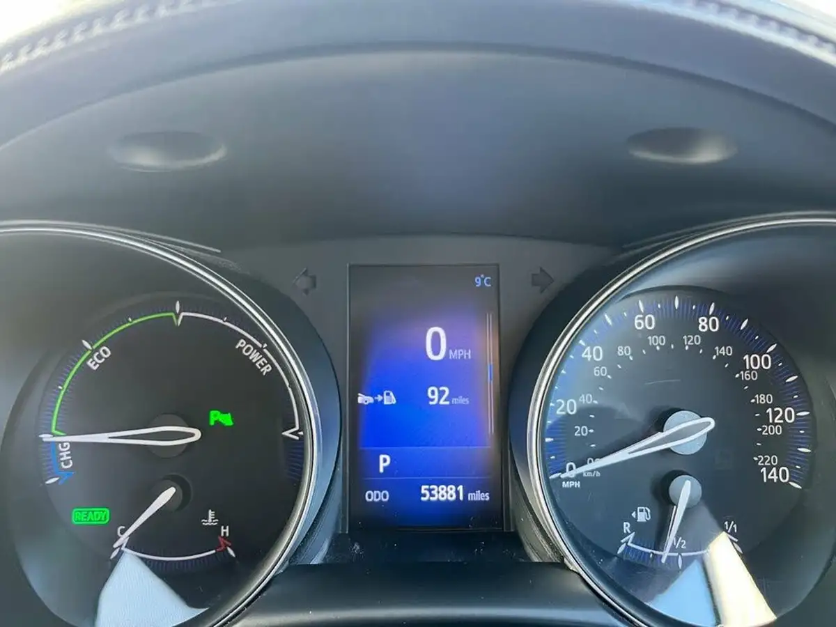 2018-toyota-c-hr-18-vvt-i-dynamic-big-14