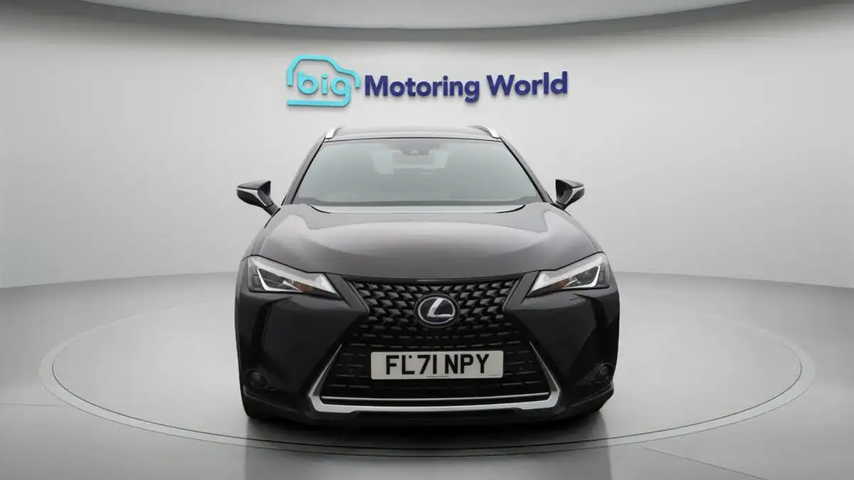 2022-lexus-ux-250h-20-ux-184bhp-without-navigation-big-2