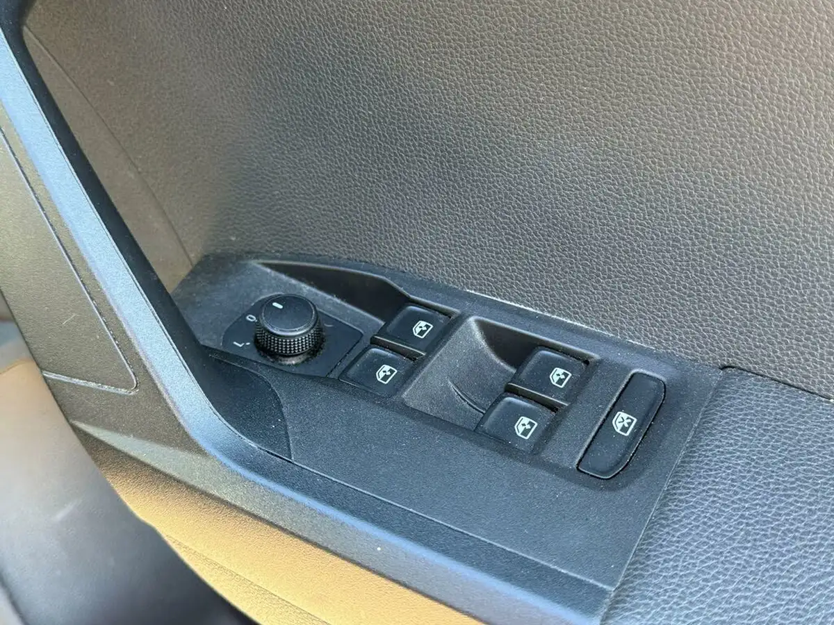 2018-seat-arona-16tdi-se-technology-lux-big-48