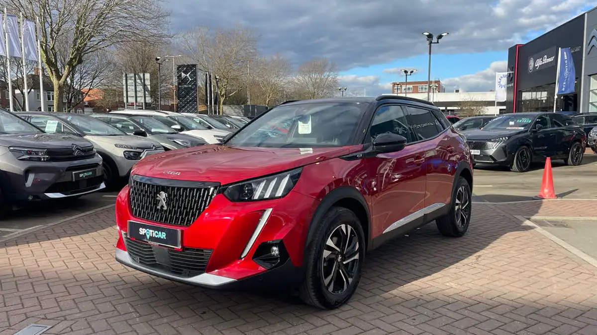 2022-peugeot-2008-suv-12-puretech-gt-big-6