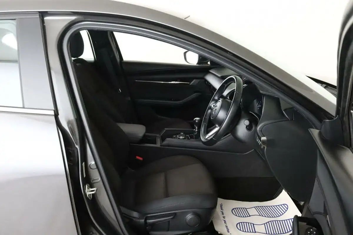 2022-mazda-mazda3-20-se-l-lux-122ps-hatchback-5d-big-15