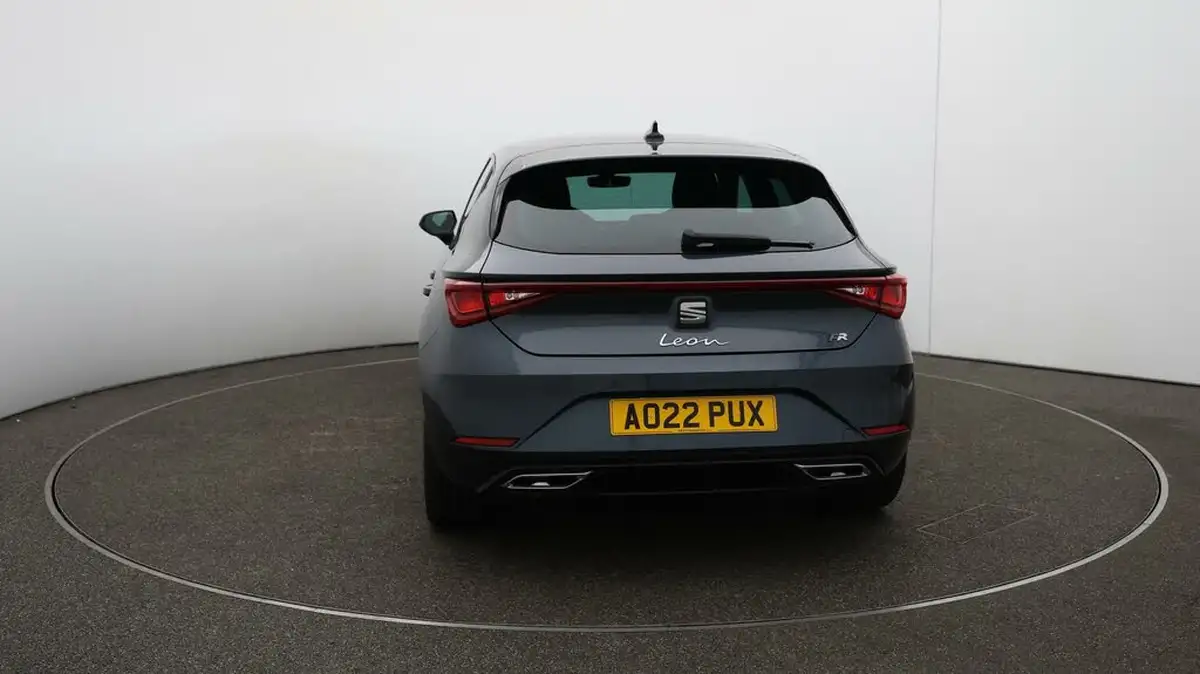 2022-seat-leon-big-59