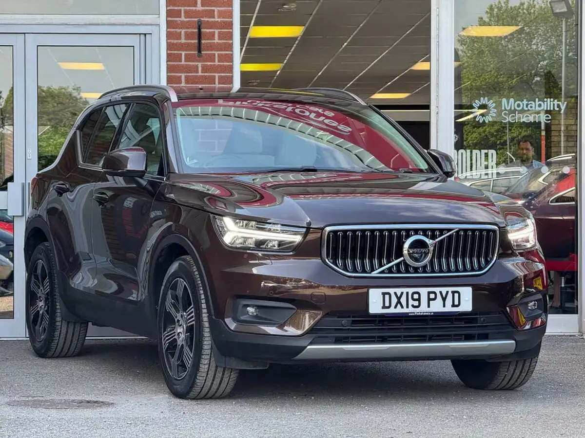 2019-volvo-xc40-20-t4-inscription-awd-big-0