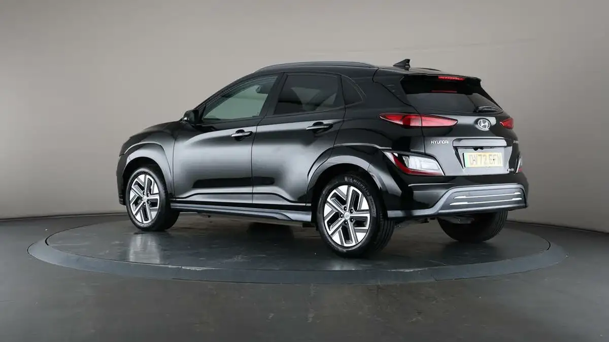 2022-hyundai-kona-e-premium-204ps-64kwh-7kw-obc-big-5