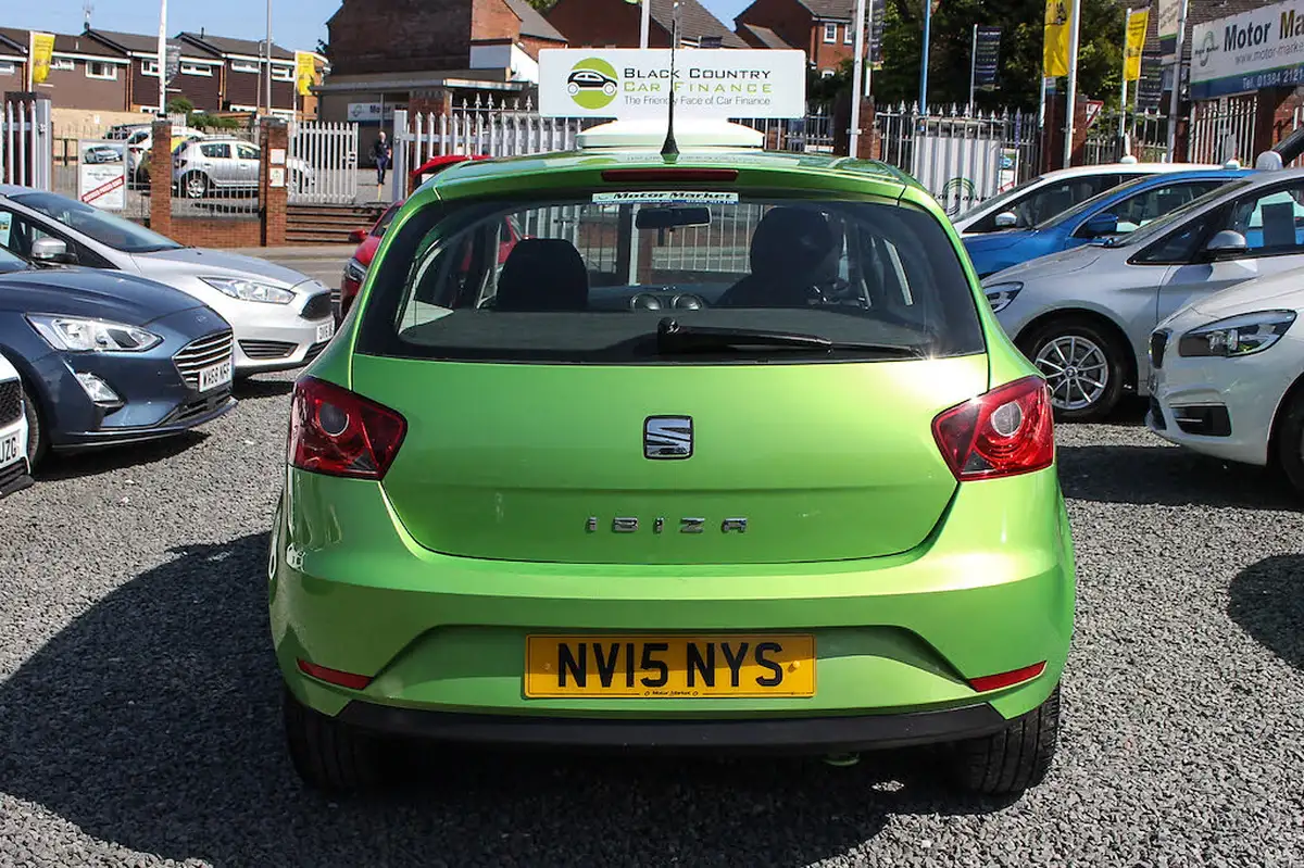 2015-seat-ibiza-14-toca-hatchback-5d-big-8