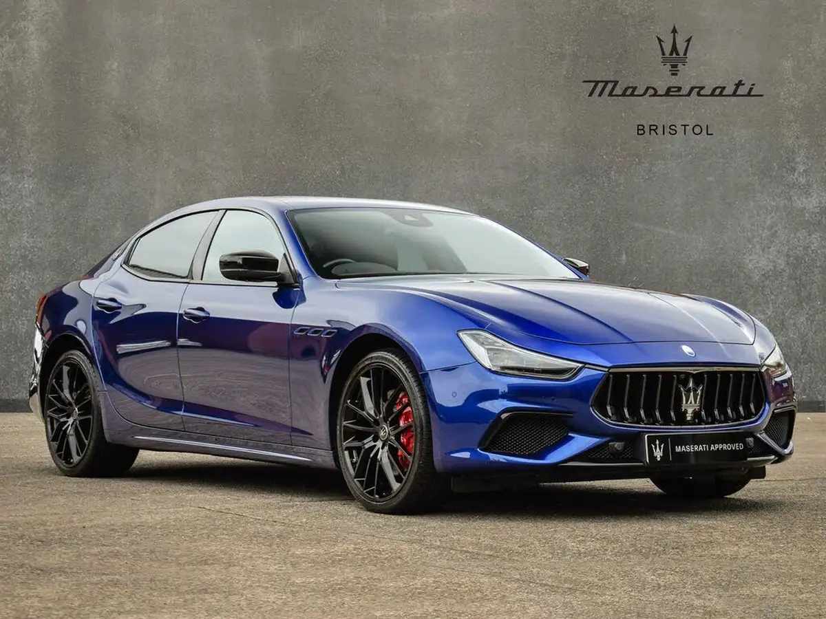 2021-maserati-ghibli-20-gransport-neressimo-pack-big-0