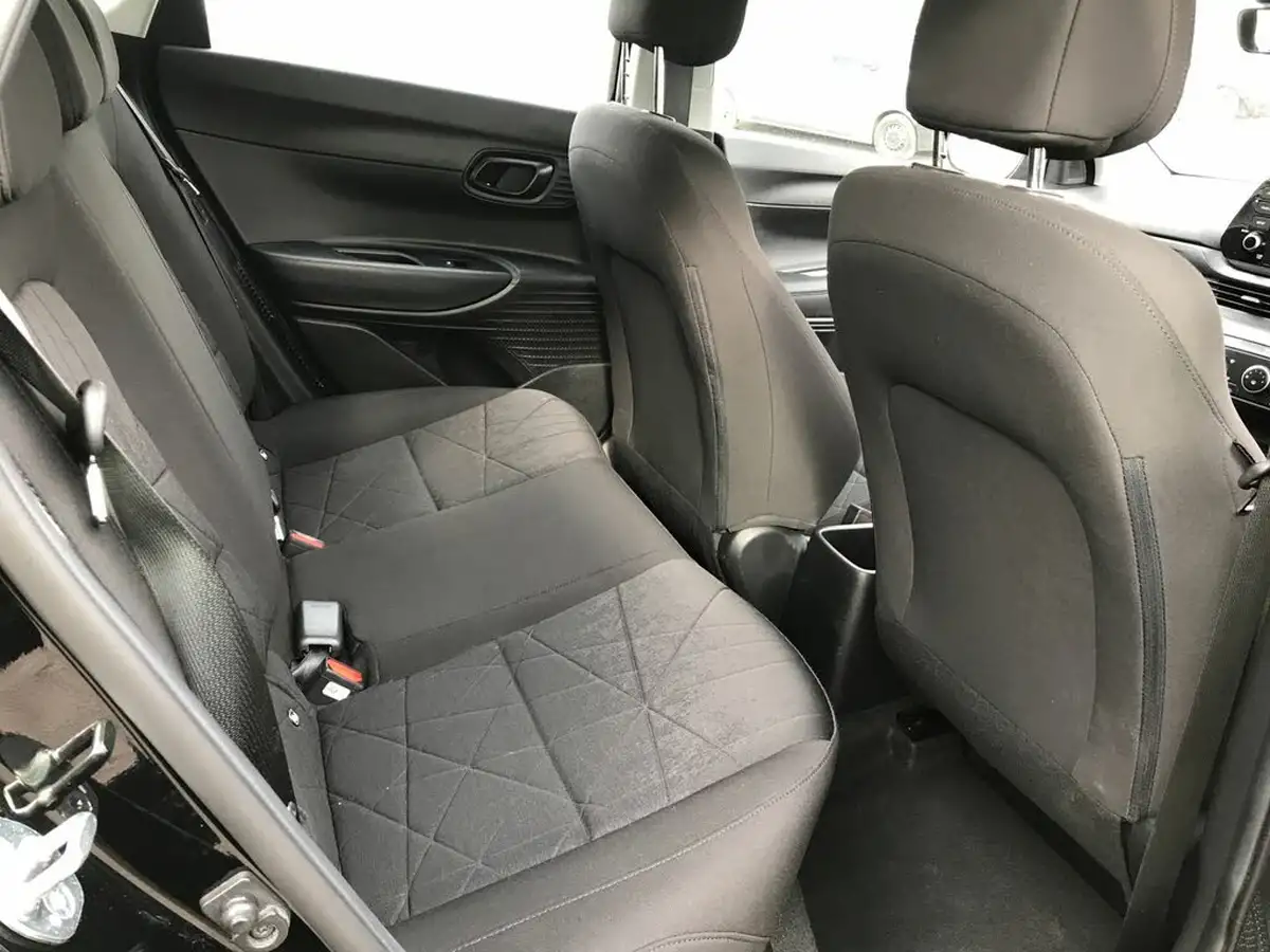 2023-hyundai-bayon-10-t-gdi-se-connect-dct-big-17