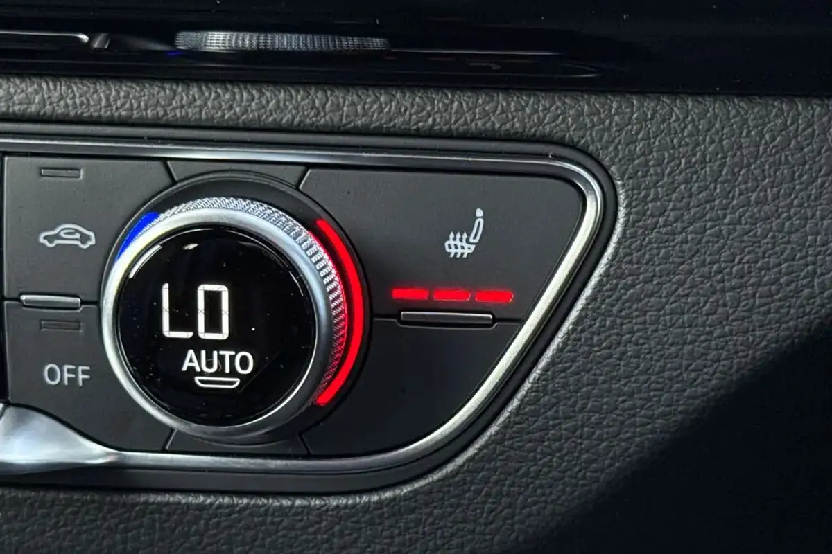 2025-audi-q5-20-tdi-s-line-suv-big-47