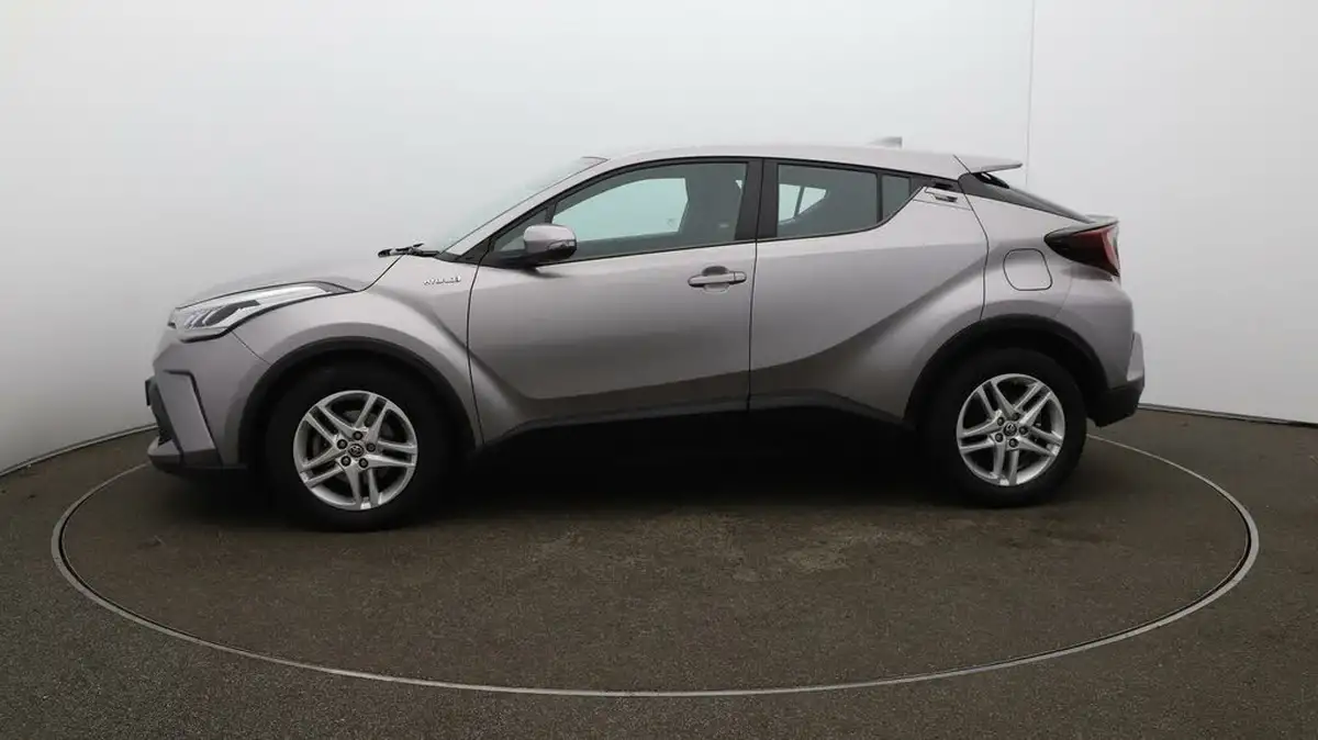 2021-toyota-c-hr-18-vvt-i-icon-big-65