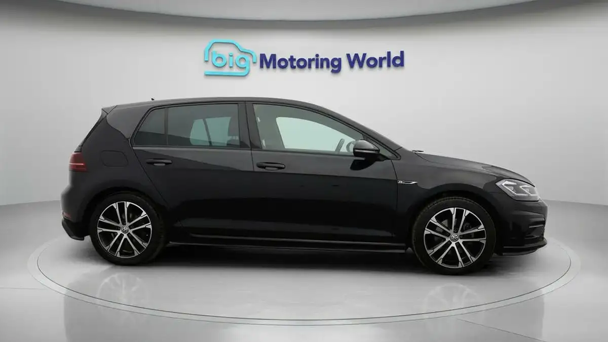 2020-volkswagen-golf-15-tsi-r-line-edition-dsg-big-7
