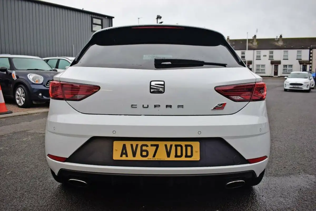 2018-seat-leon-20-tsi-cupra-300-sportcoupe-3d-big-4