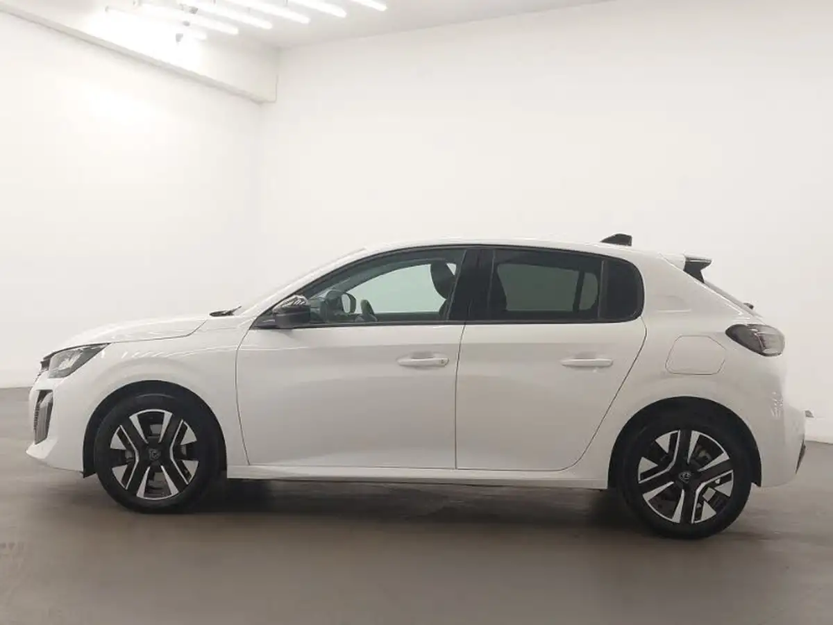 2024-peugeot-208-12-puretech-allure-big-3