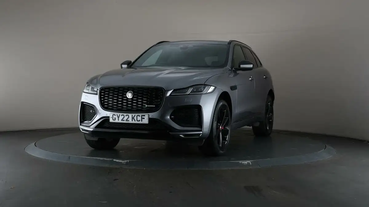 2022-jaguar-f-pace-20-p250-r-dynamic-black-big-47