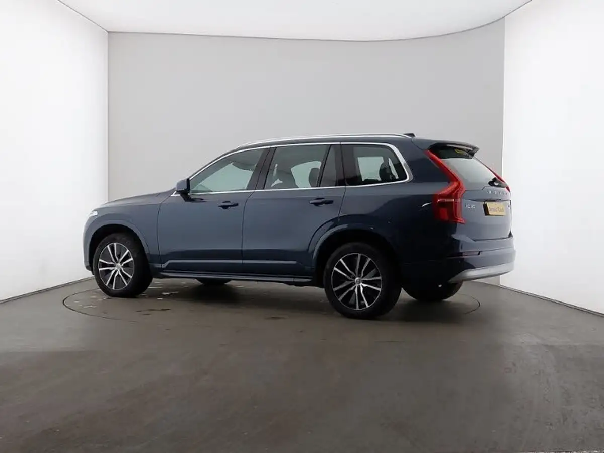 2022-volvo-xc90-20td-b5-momentum-big-1