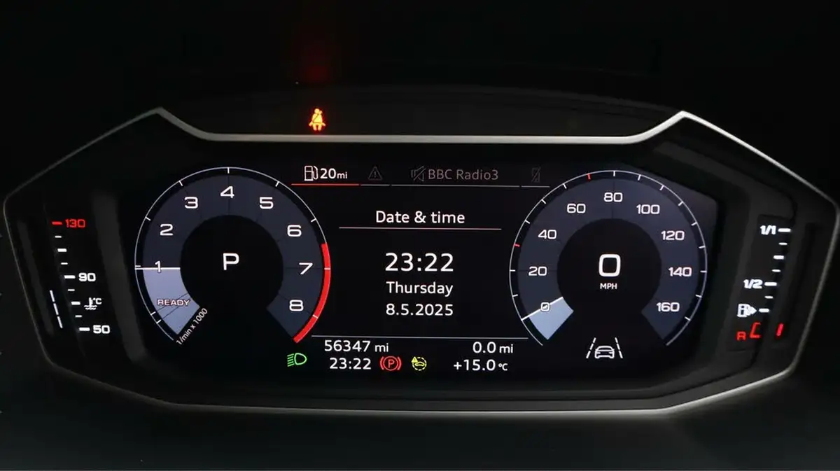 2021-audi-a1-10-25-tfsi-black-edition-s-tronic-big-10