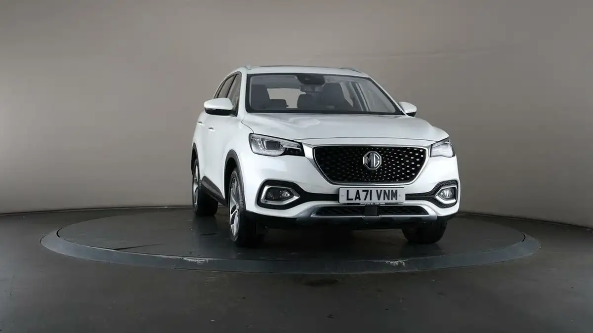 2022-mg-hs-15t-gdi-exclusive-162ps-dct-big-48