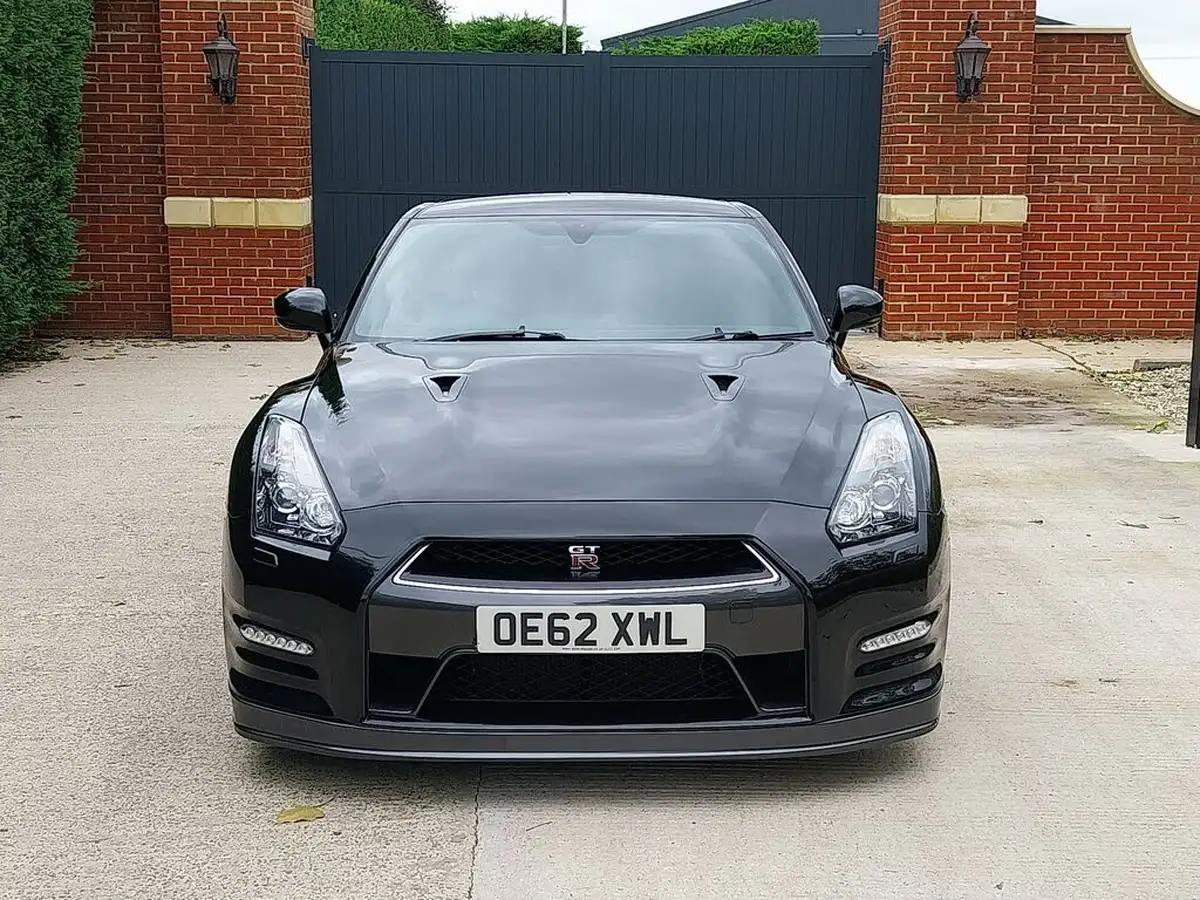 2012-nissan-gt-r-38-550ps-track-pack-auto-big-29