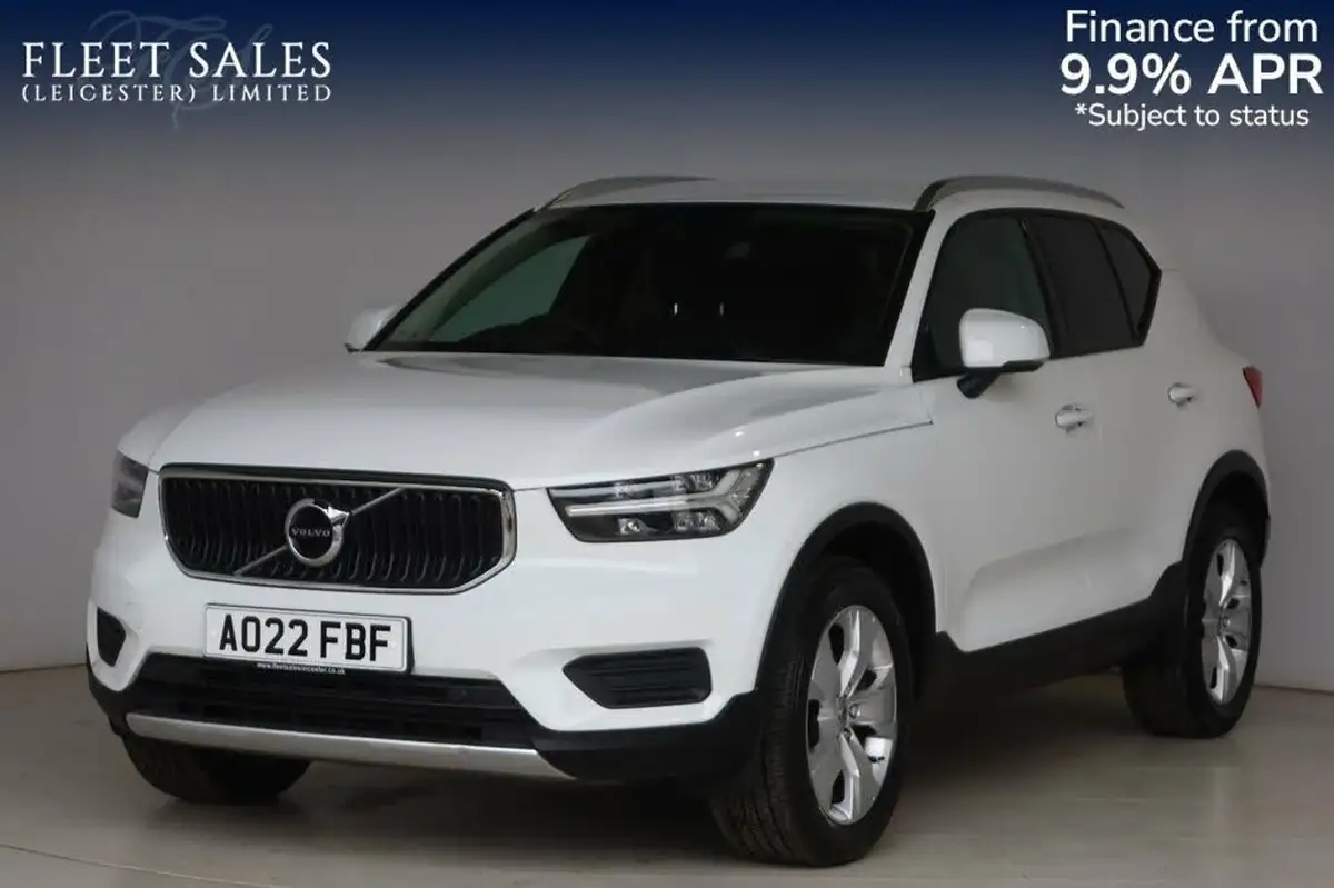 2021-volvo-xc40-15-t3-momentum-161bhp-big-0