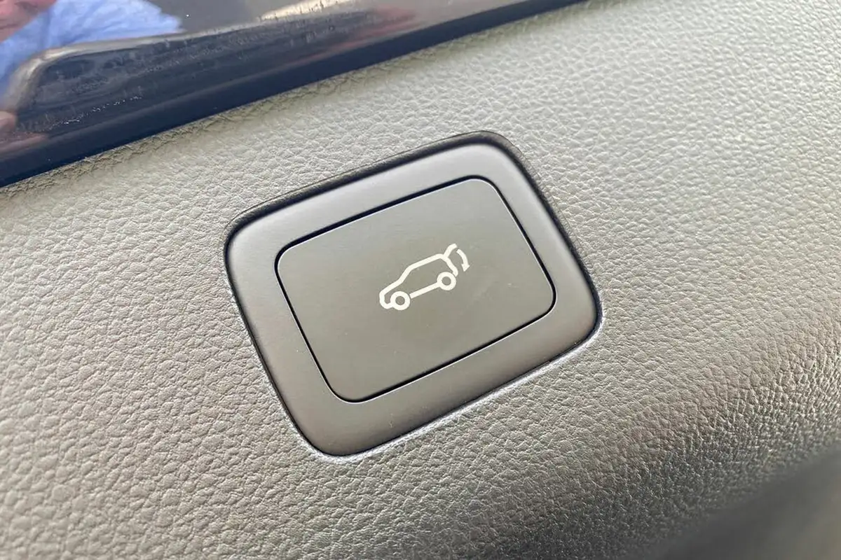 2023-mg-hs-15t-gdi-trophy-258ps-plug-in-hybrid-auto-big-16