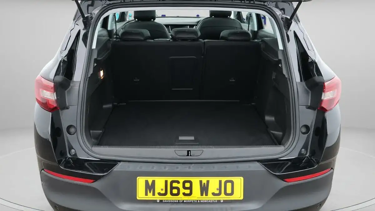 2019-vauxhall-grandland-x-12-elite-nav-ss-auto-big-17
