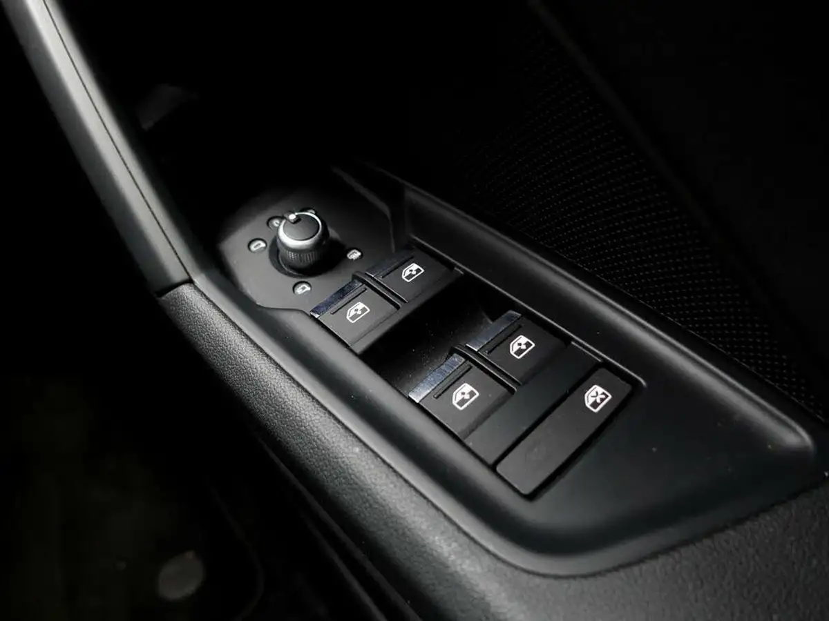 2023-audi-a3-10-30-tfsi-sport-saloon-4d-big-32
