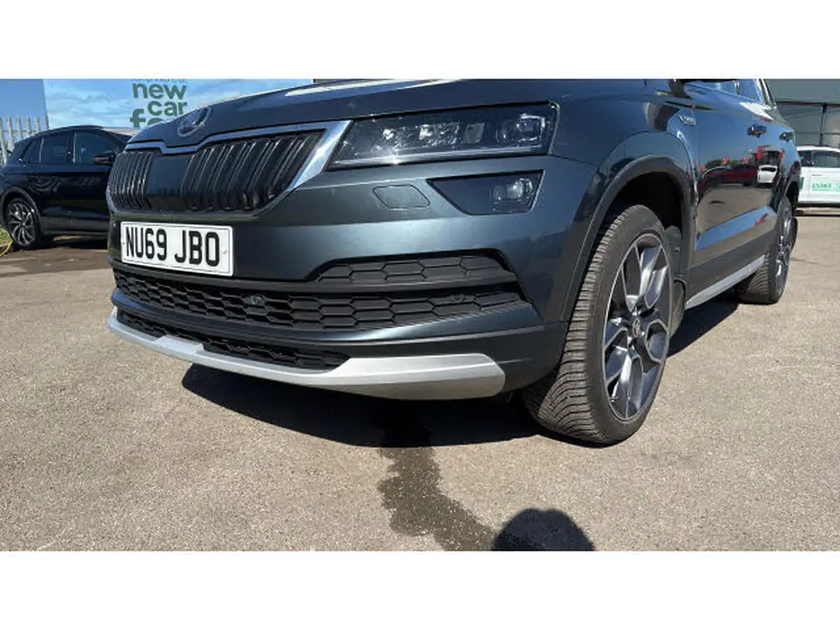 2019-skoda-karoq-20tdi-scout-150ps-big-26