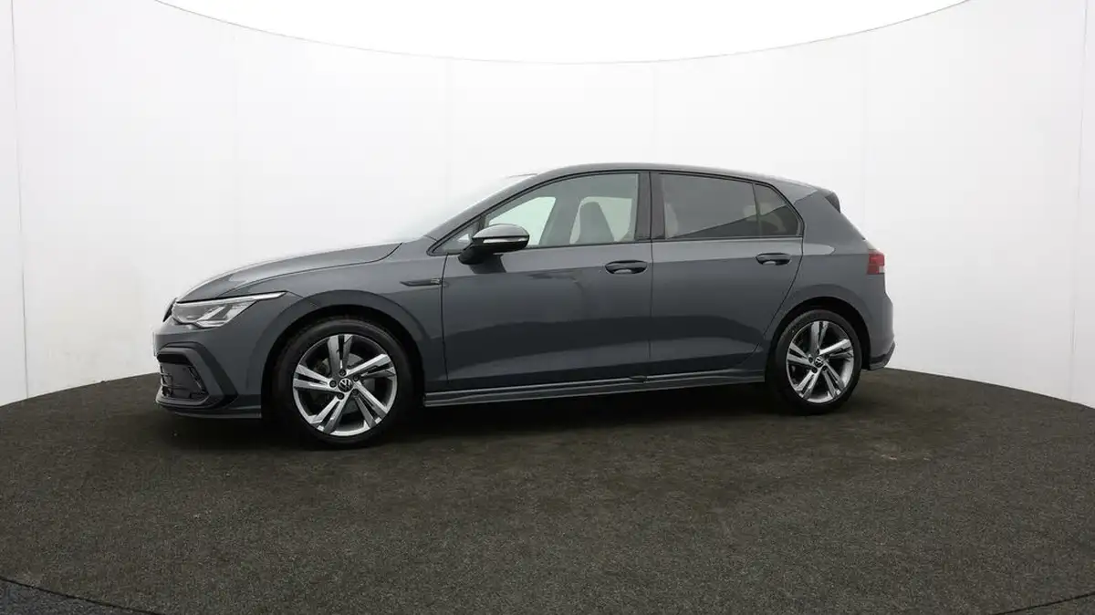 2022-volkswagen-golf-15-tsi-r-line-130ps-hatchback-big-65