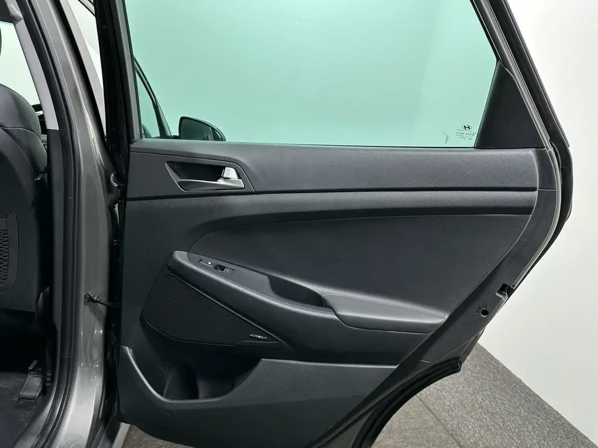 2019-hyundai-tucson-16crdi-premium-136ps-dct-big-42