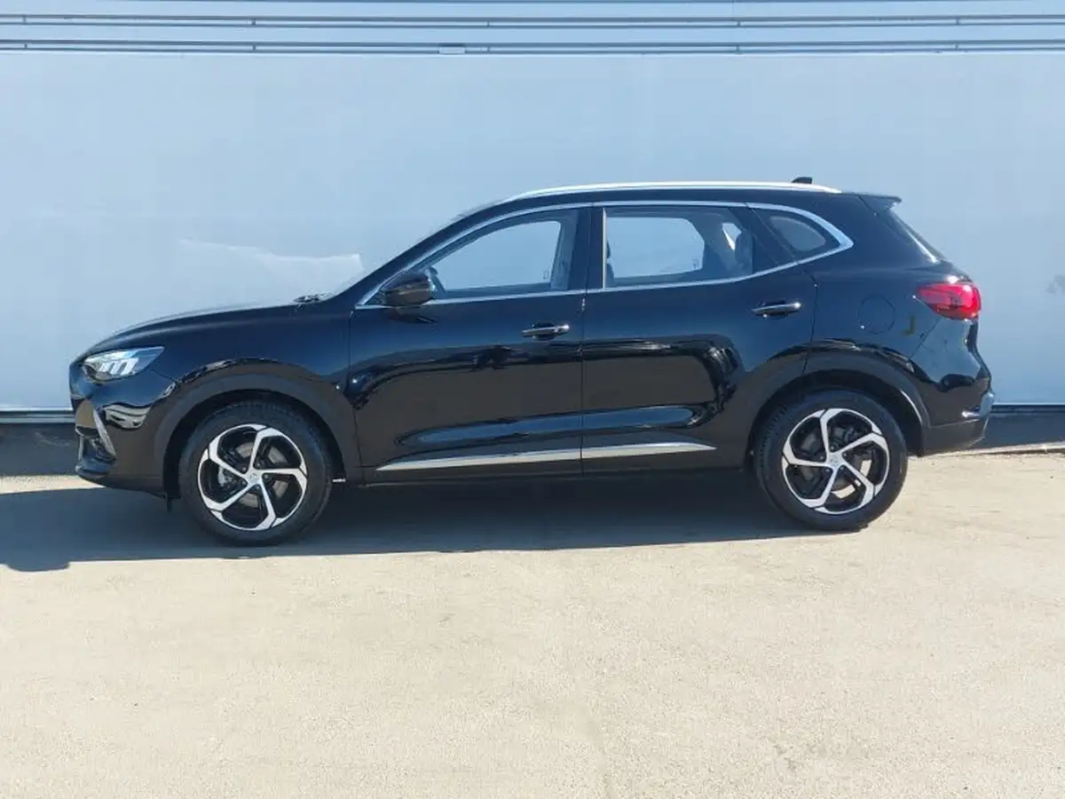 2024-mg-hs-15t-gdi-se-162ps-1490cc-big-3