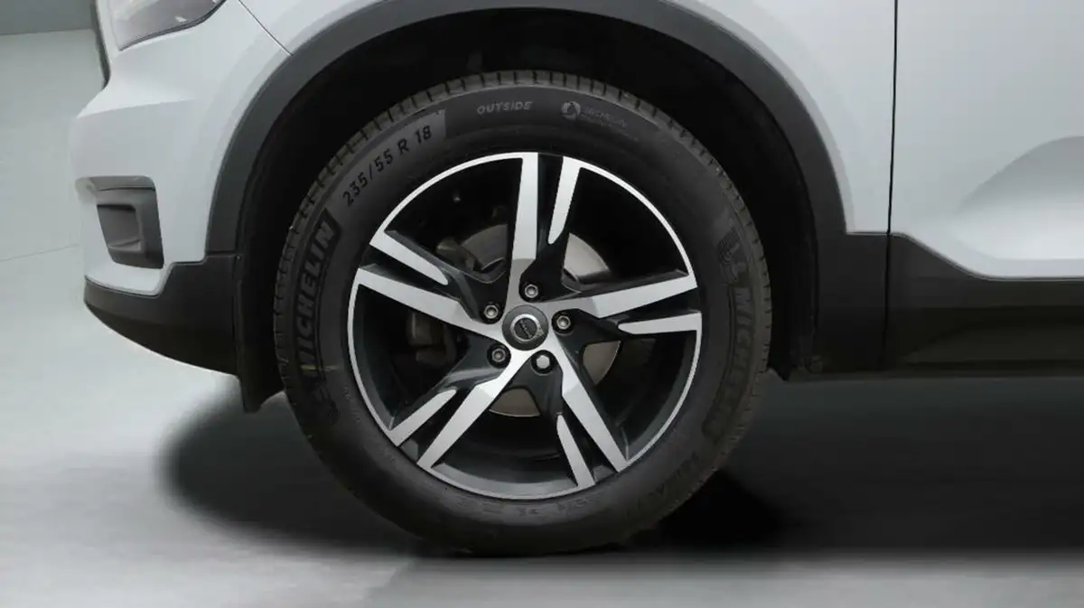 2021-volvo-xc40-15-t3-r-design-161bhp-auto-big-18