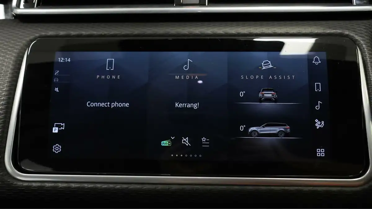 2021-land-rover-range-rover-velar-20-d200-velar-big-10