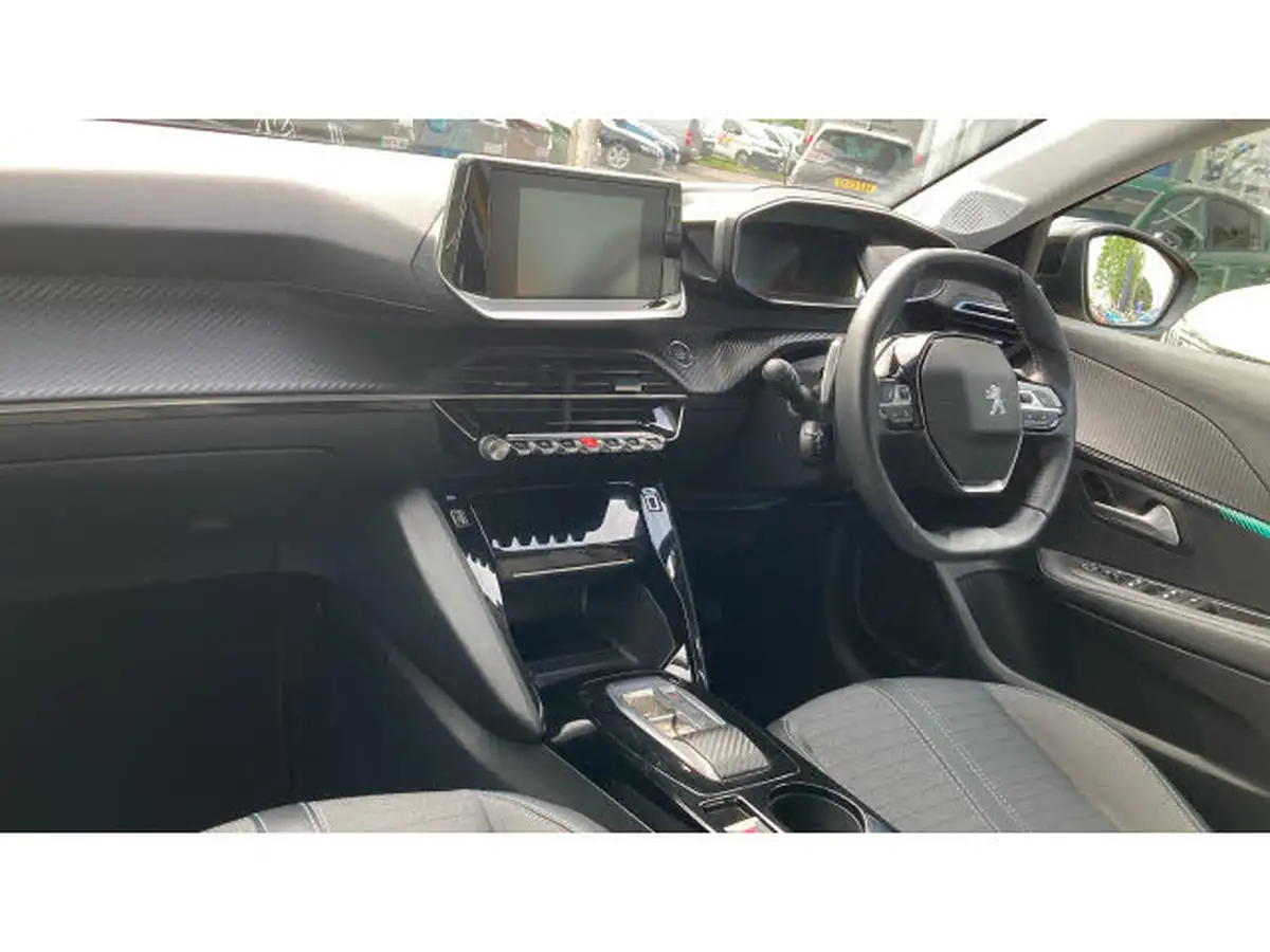 2022-peugeot-208-12-puretech-allure-premium-130bhp-eat8-big-8