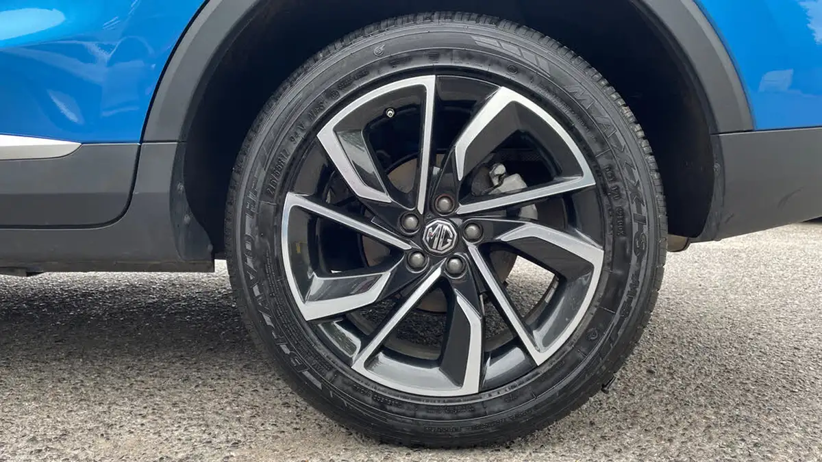 2024-mg-zs-suv-15-vti-tech-exclusive-big-17