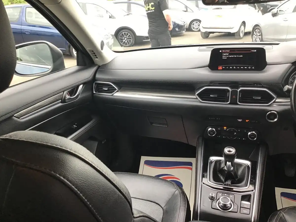 2017-mazda-cx-5-20-sport-nav-big-19