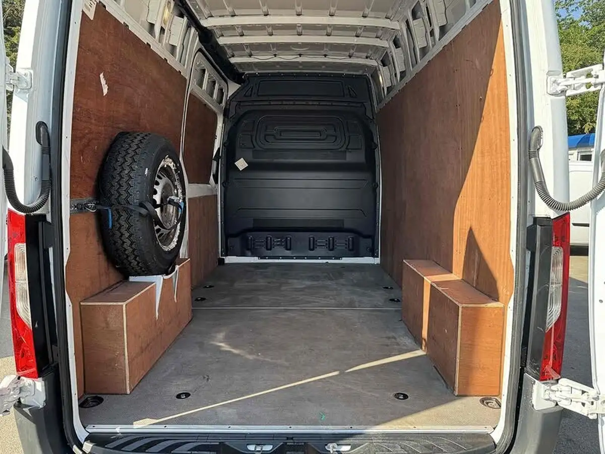2021-mercedes-benz-sprinter-e-esprinter-l2h2-progressive-dc-80kw-big-16