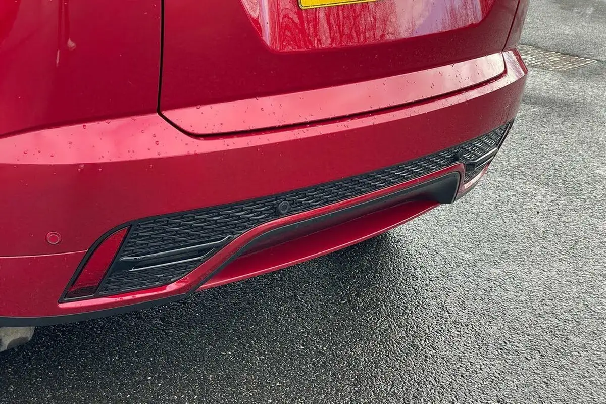 2024-jaguar-e-pace-15-p160-r-dynamic-hse-black-big-61