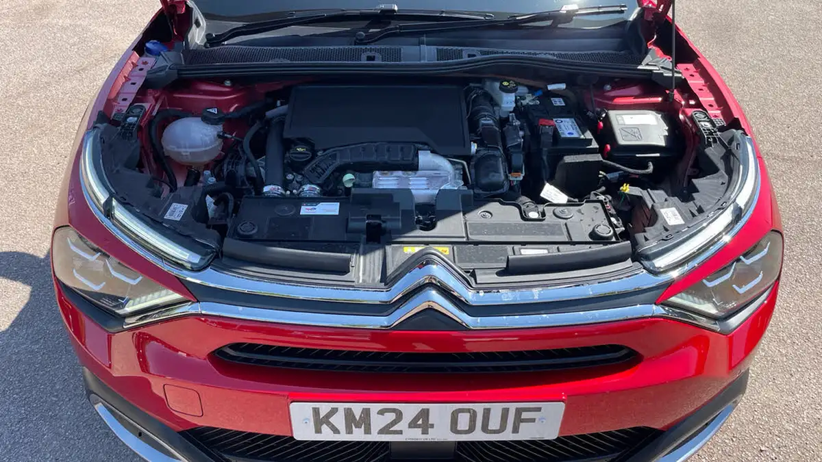 2024-citroen-c4-x-12-puretech-max-130ps-ss-eat8-big-17