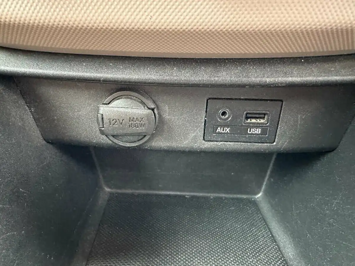2015-hyundai-i10-10-s-big-29