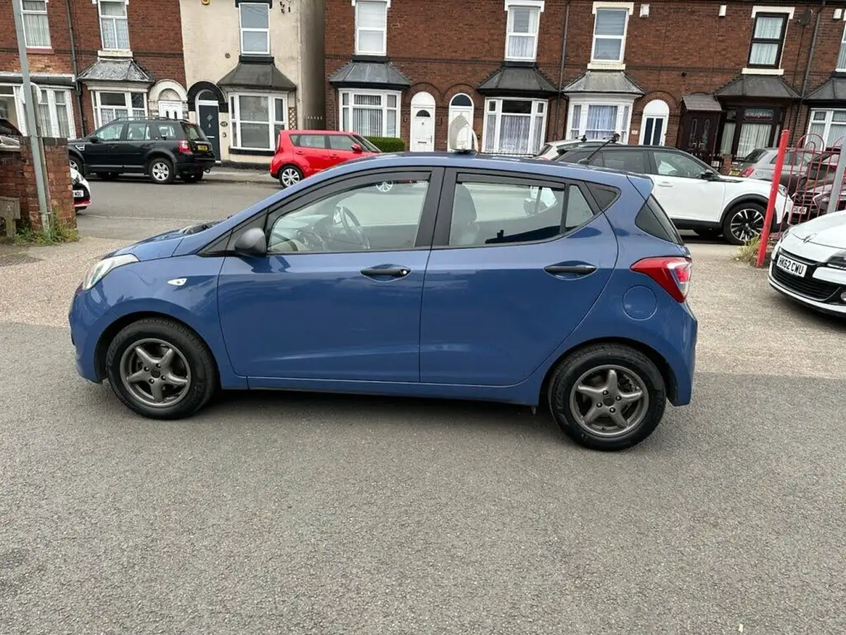 2015-hyundai-i10-10-s-big-5