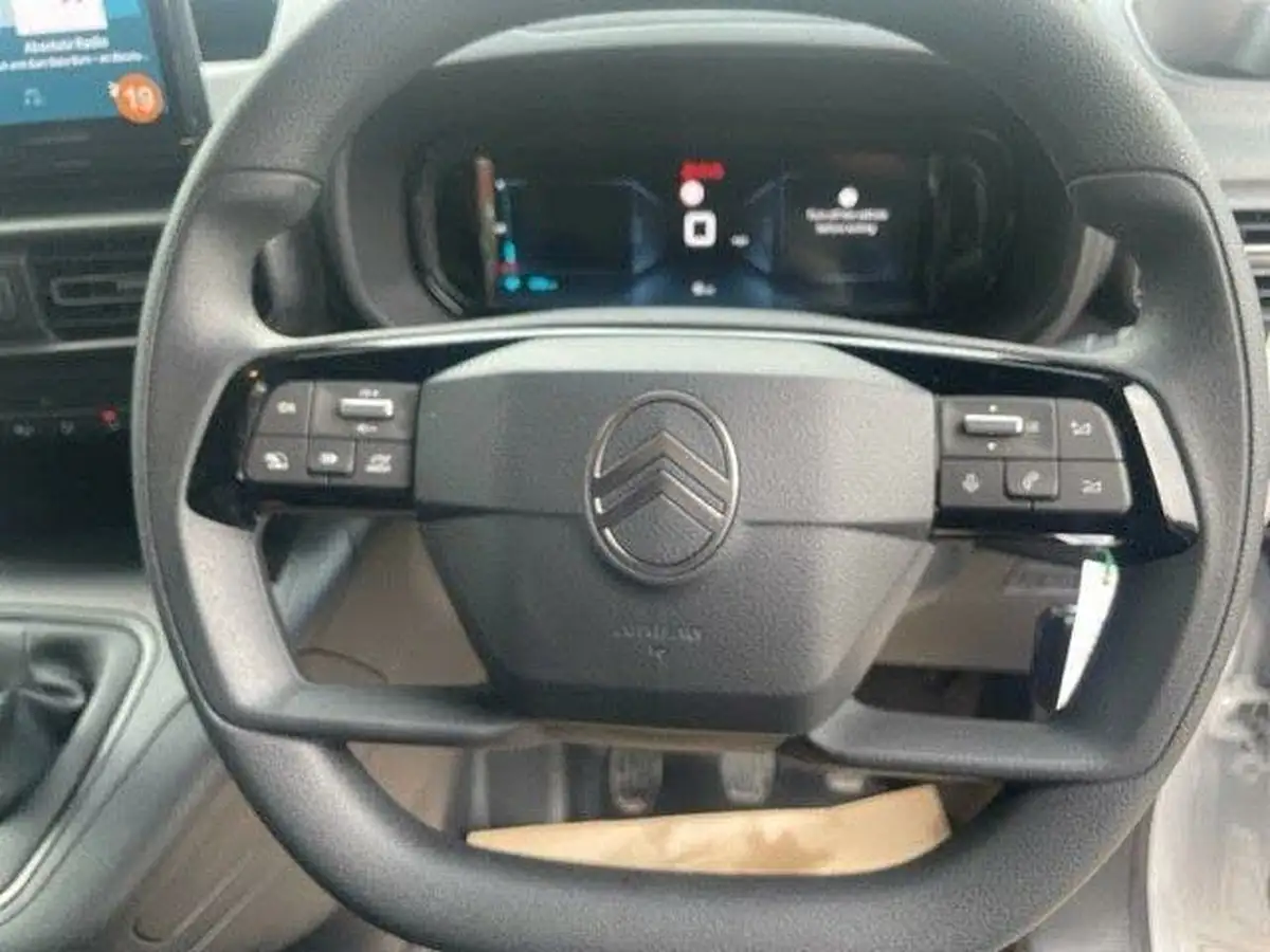 2024-citroen-berlingo-15-bluehdi-m-enterprise-100pseu6e-big-13