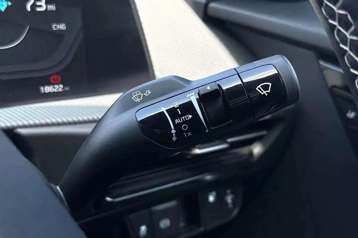 2023-kia-ev6-e-gt-line-225bhp-big-32