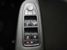 2022-renault-clio-10-tce-iconic-edition-small-34