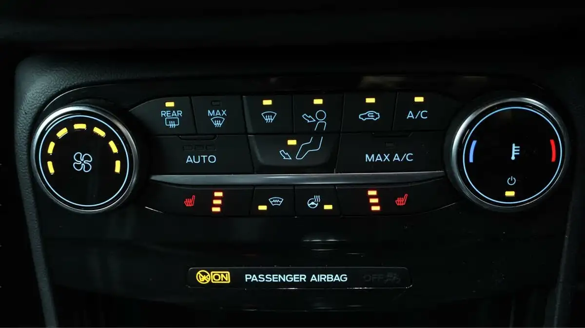 2022-ford-puma-suv-15-st-big-11