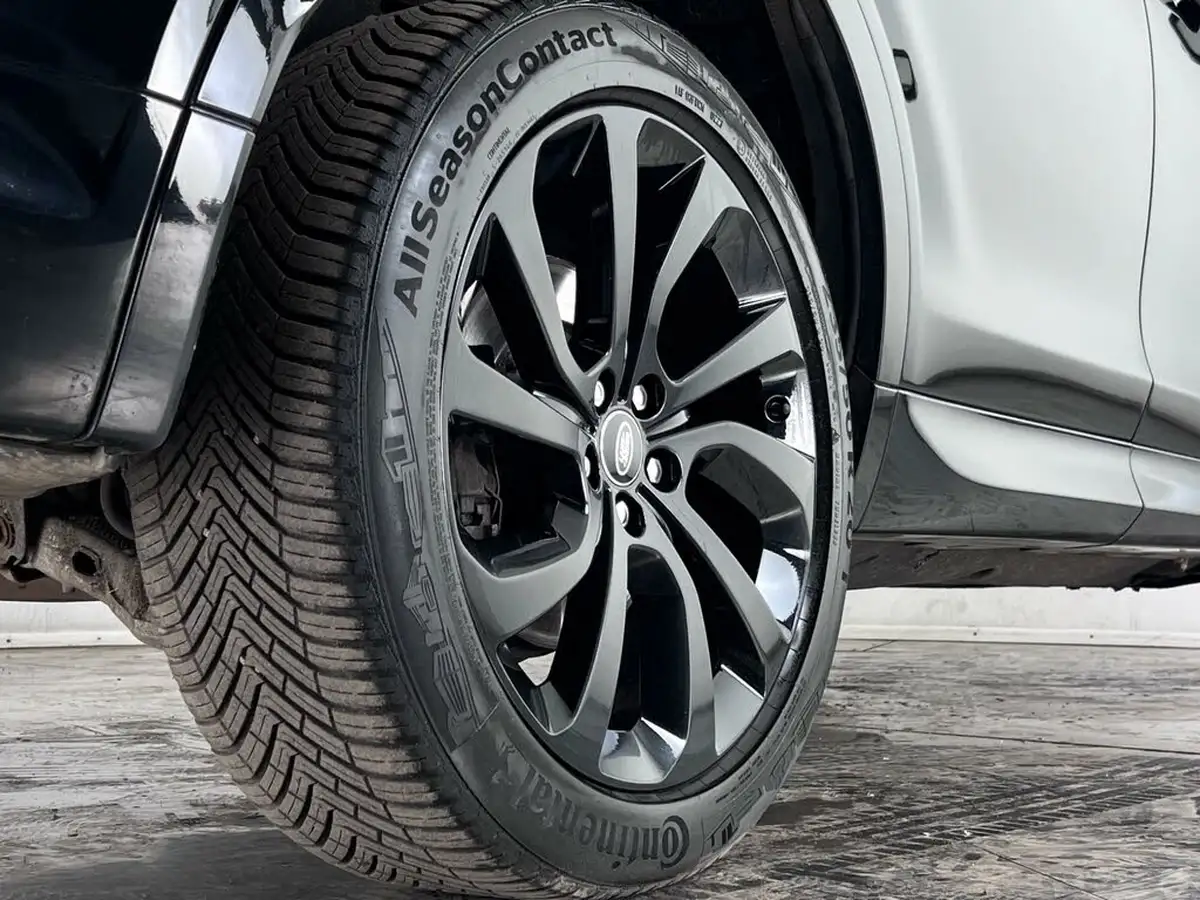 2020-land-rover-discovery-sport-20-d180-r-dynamic-hse-big-11