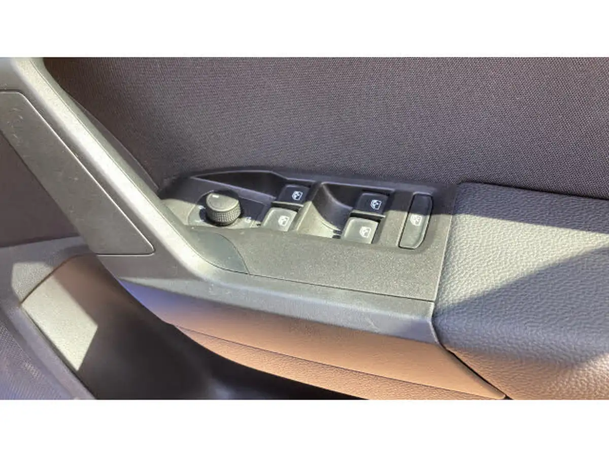 2022-seat-arona-10-tsi-fr-big-36
