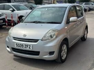 2009-daihatsu-sirion-13-se-small-2