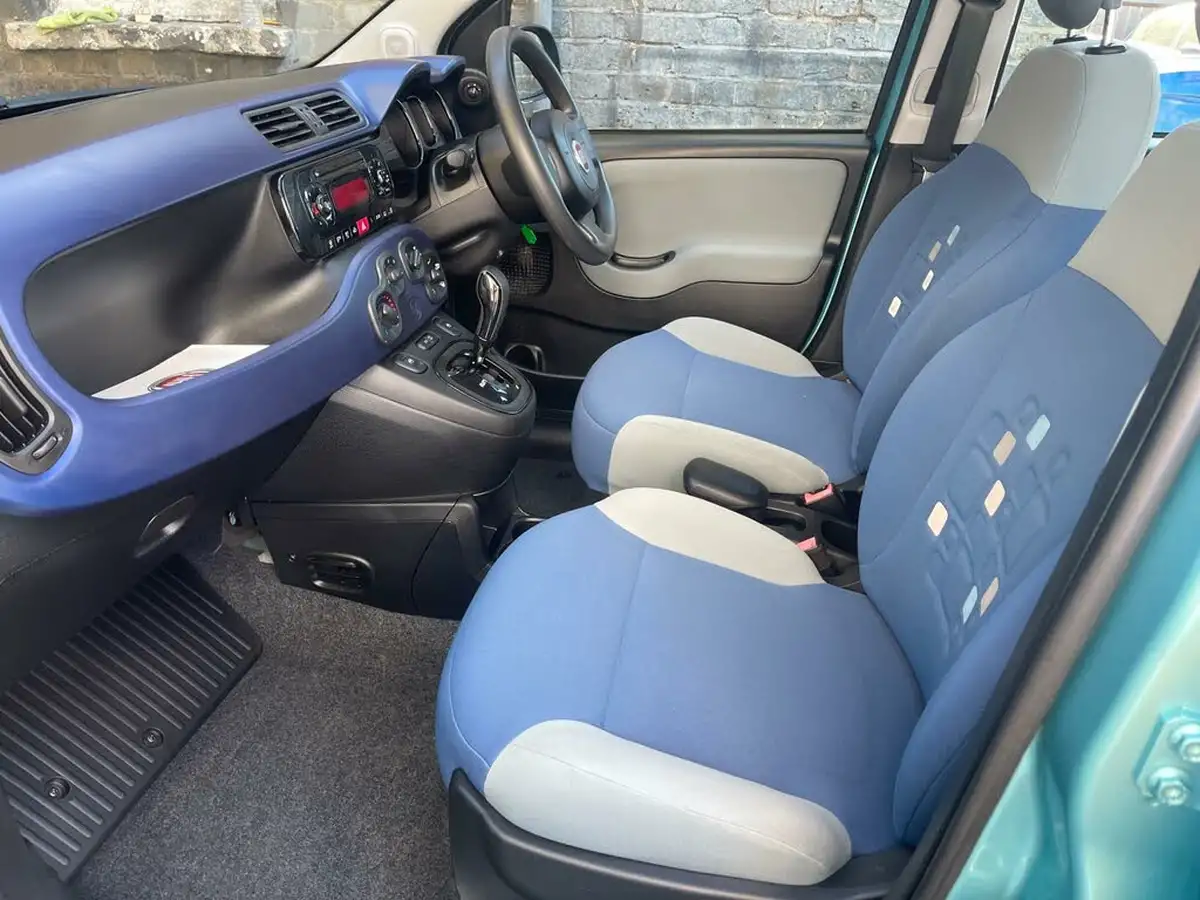 2015-fiat-panda-09-lounge-ss-dualogic-big-22