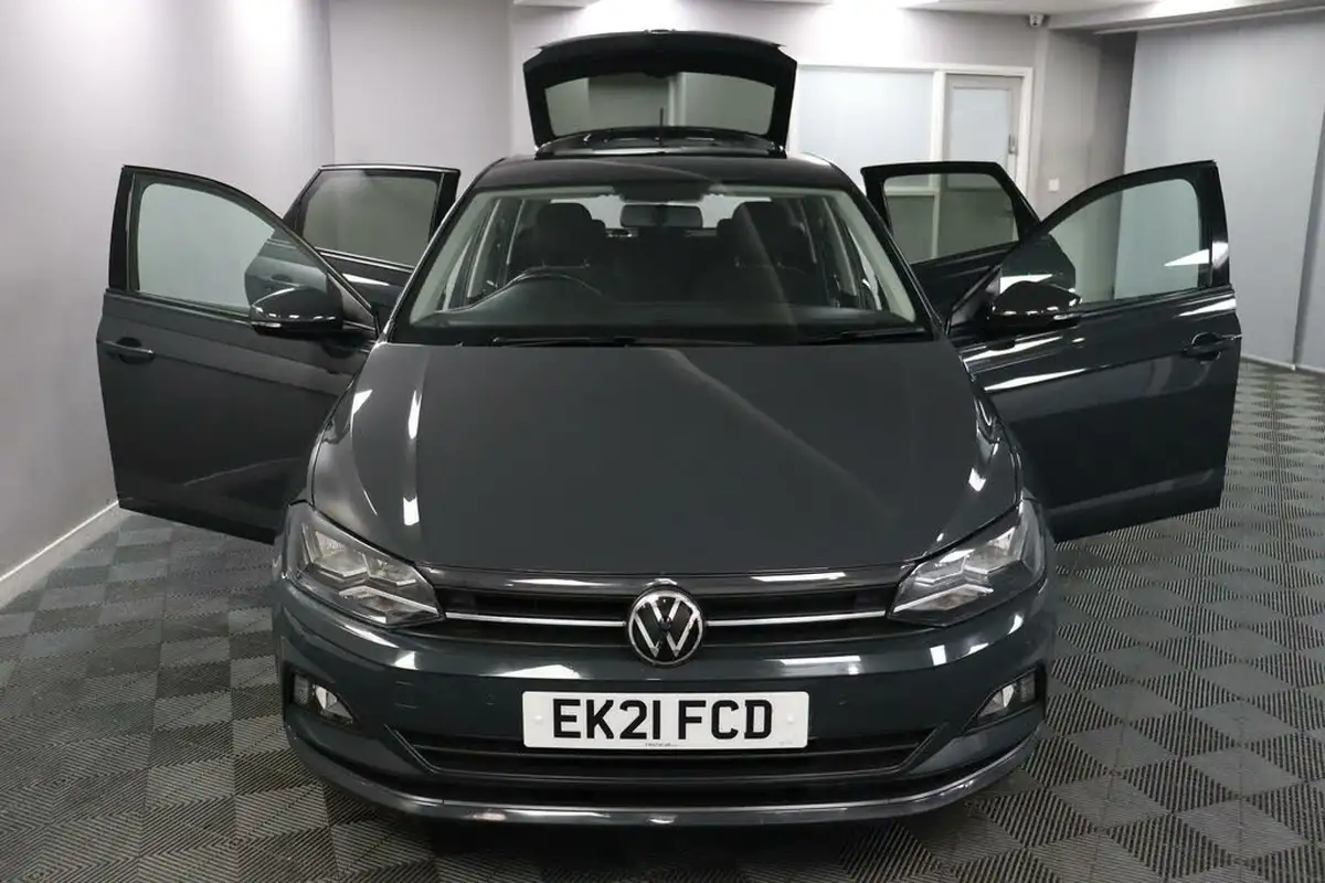 2021-volkswagen-polo-10-match-big-9