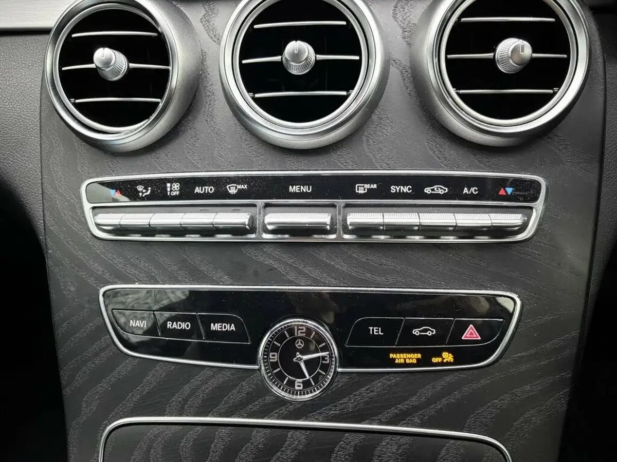 2020-mercedes-benz-c-class-20d-c220d-amg-line-coupe-2d-big-22